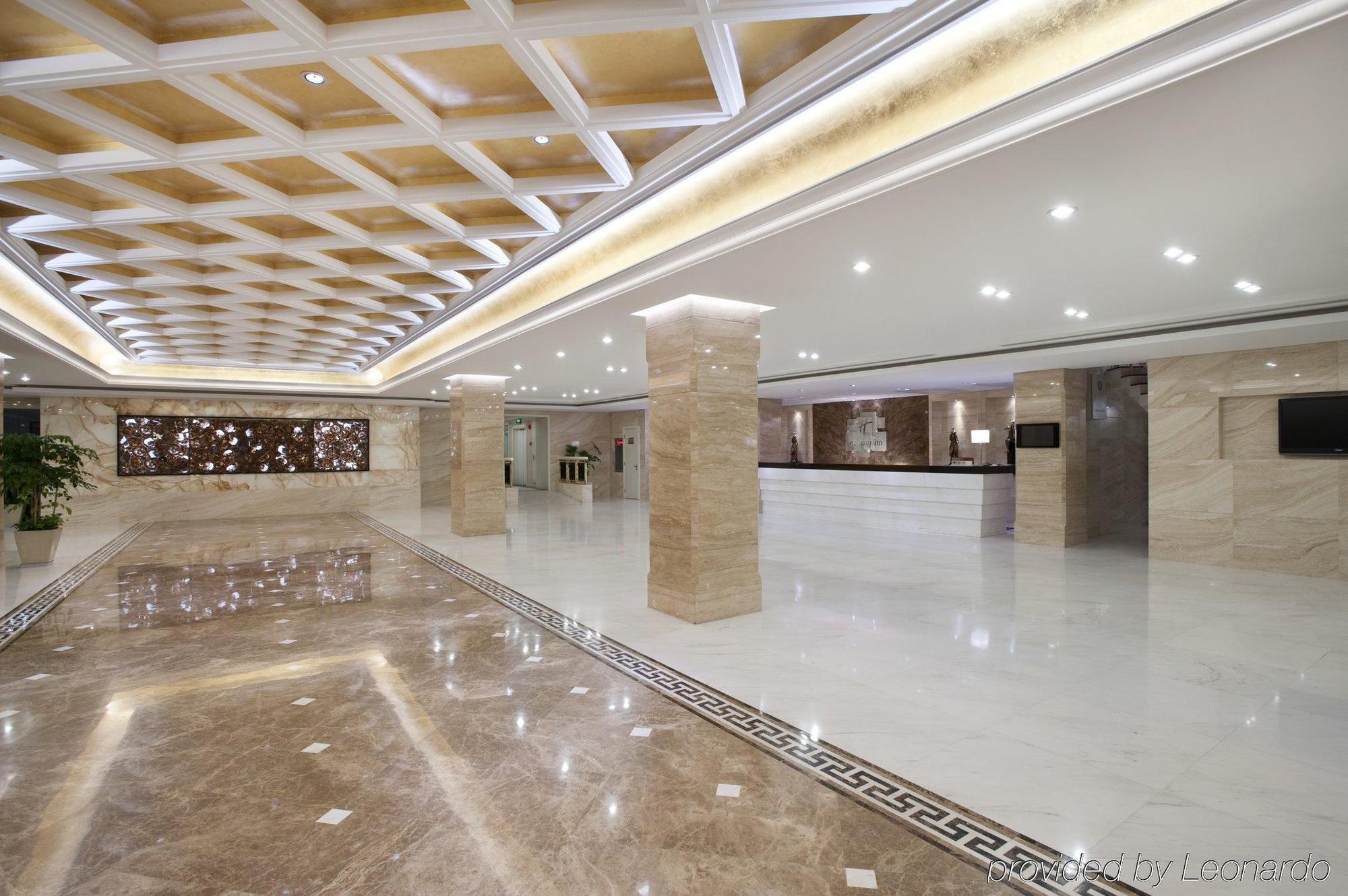 Holiday Inn Beijing Downtown Beltér fotó