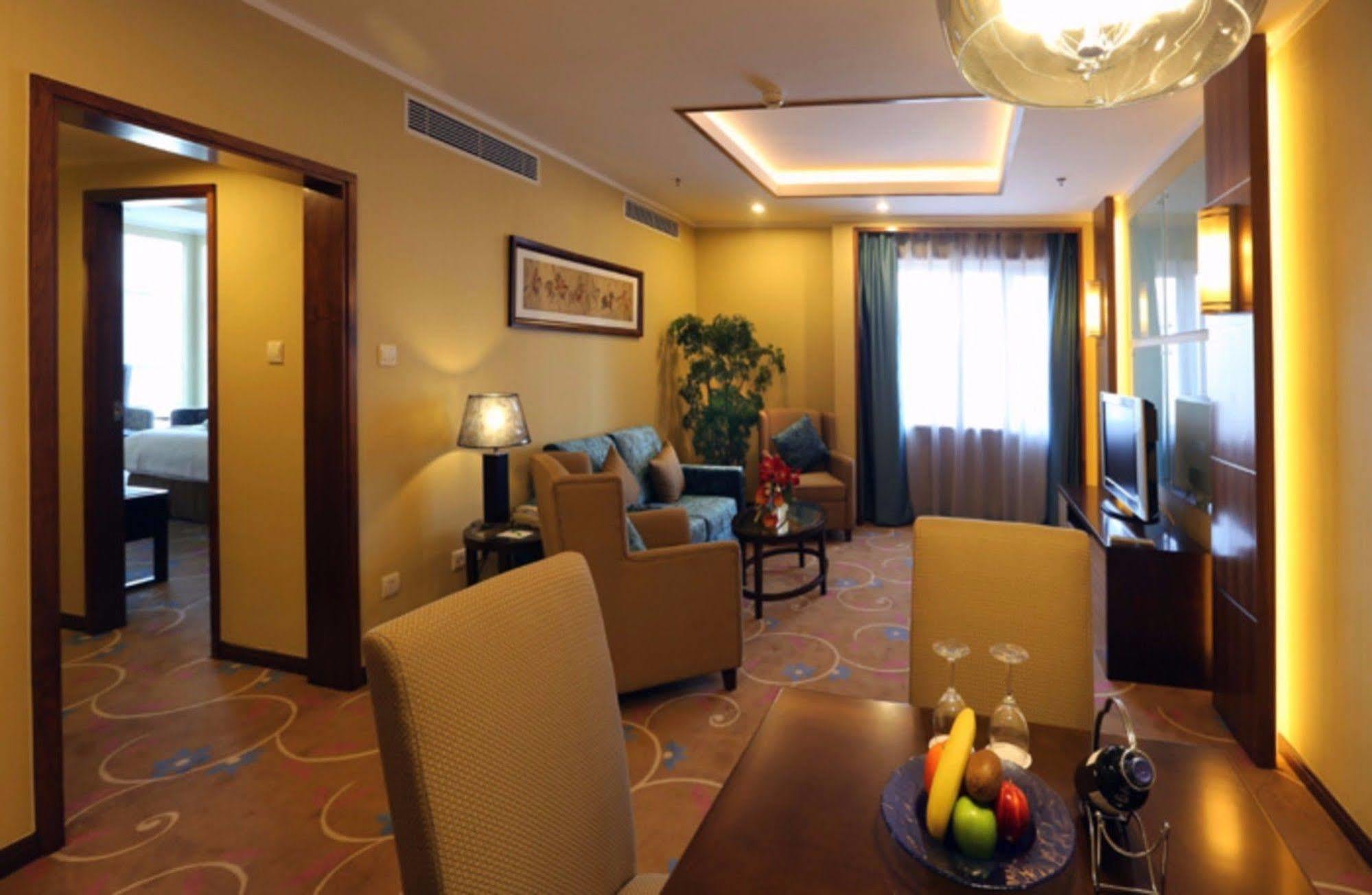 Holiday Inn Beijing Downtown Kültér fotó